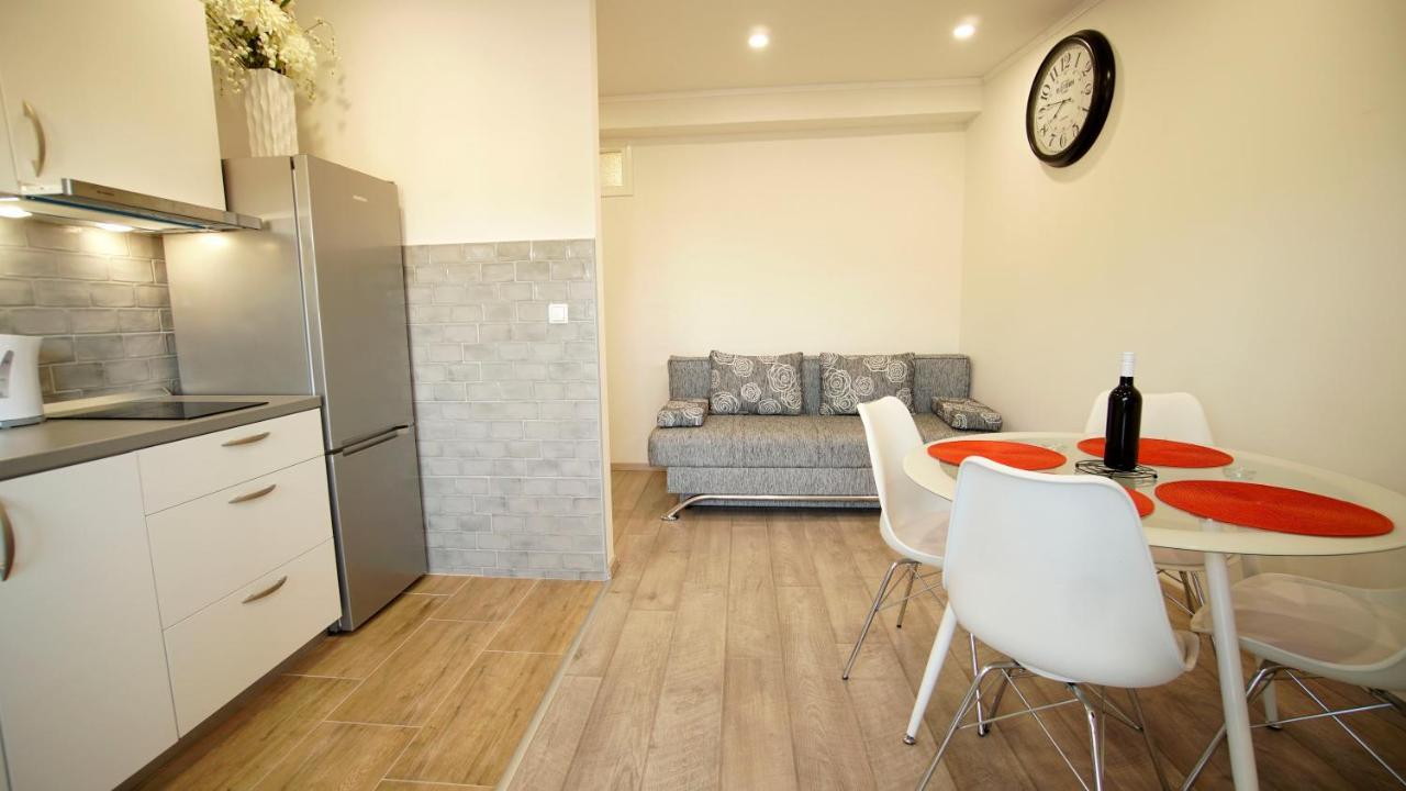 נין Apartment Caramela מראה חיצוני תמונה