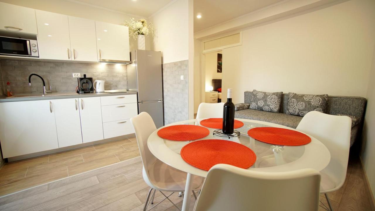 נין Apartment Caramela מראה חיצוני תמונה